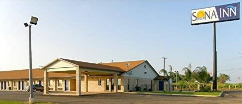 Sona Inn Dilley エクステリア 写真
