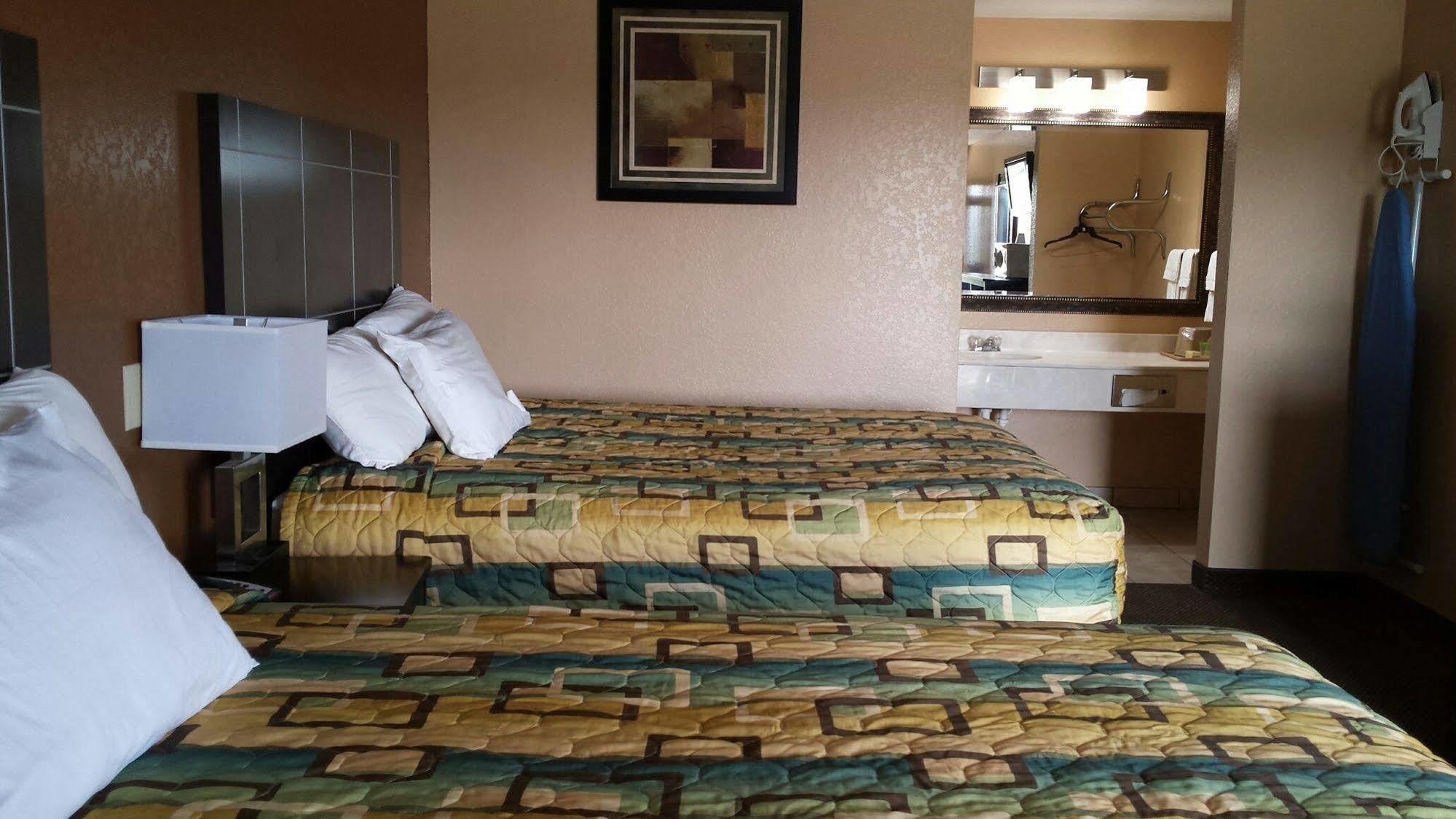 Sona Inn Dilley エクステリア 写真